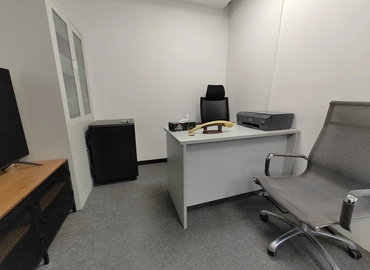 Office Al Maktoum Rd, 82  Dubai