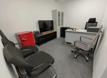Office Al Maktoum Rd, 82  Dubai