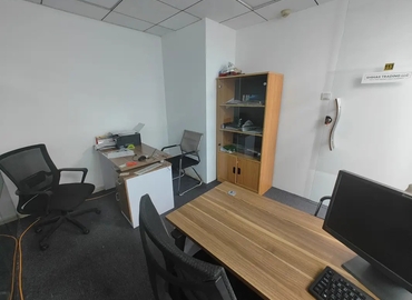 Office Al Maktoum Rd, 82  Dubai