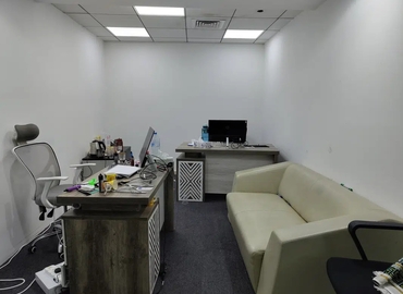 Office Al Maktoum Rd, 82 Dubai