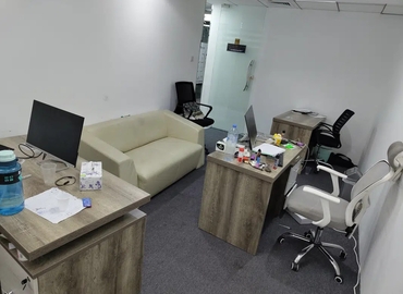Office Al Maktoum Rd, 82 Dubai