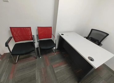 Office Al Maktoum Rd, 82 Dubai