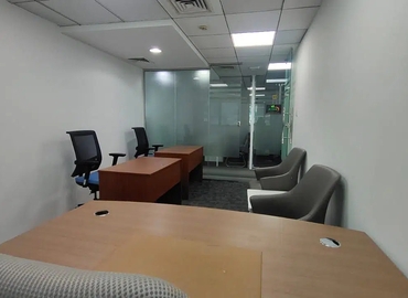12 m² Serviced office in Dubai, 22nd Floor Al Masraf tower (%[postal_code]) - 5 | MatchOffice.com