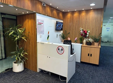 12 m² Serviced office in Dubai, 22nd Floor Al Masraf Tower (%[postal_code]) - 7 | MatchOffice