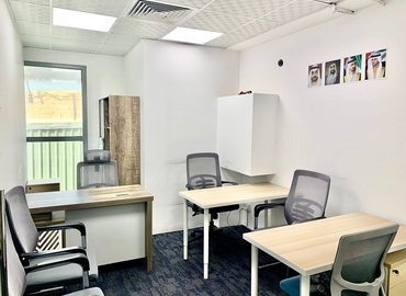 Office 789R+QC  Dubai