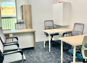 Office 789R+QC  Dubai