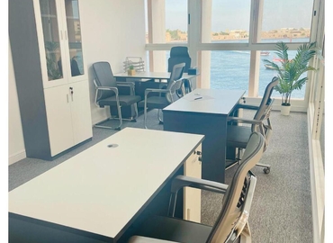 Office Bur Dubai  Burbank, CA