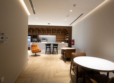 21000 m² Business space in Abu Dhabi, Aldar headquarters building (%[postal_code]) - 2 | MatchOffice