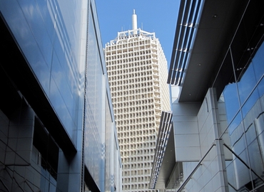 200 m² Shared office  in Dubai, Sheikh Rashid Tower (%[postal_code]) - 17 | MatchOffice