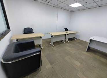 Office 8th St  Dubai