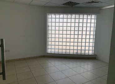 Office 68Q2+RGX  Dubai