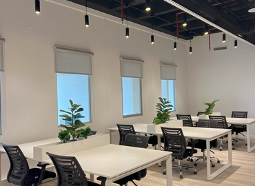 200 m² Shared workspace  in Dubai, Sheikh Rashid Tower (%[postal_code]) - 1 | MatchOffice