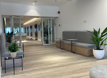 200 m² Coworking space  in Dubai, Sheikh Rashid Tower (%[postal_code]) - 12 | MatchOffice.com