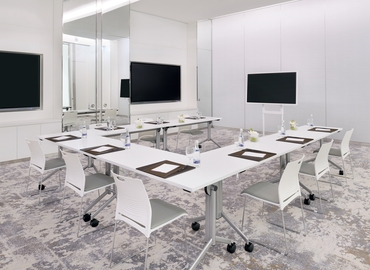  Conference hall in Dubai, King Salman Bin Abdulaziz Al Saud St (%[postal_code]) - 11 | MatchOffice.com