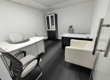 Office 789R+QC  Dubai