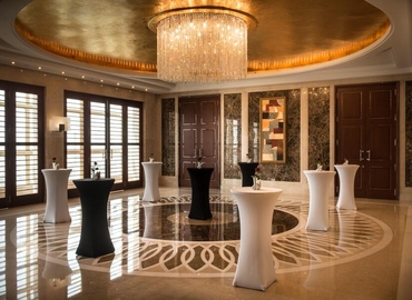  Conference room in Dubai, Sheikh Zayed Rd (%[postal_code]) - 3 | MatchOffice.com