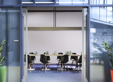  Meeting room in Dubai, شارع الثاني من ديسمبر‎ (%[postal_code]) - 1 | MatchOffice.com