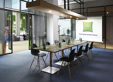  Conference room in Dubai, شارع الثاني من ديسمبر‎ (%[postal_code]) - 0 | MatchOffice.com