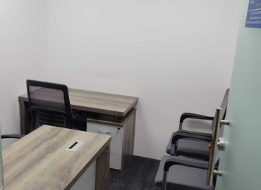 Office 789R+QC  Dubai