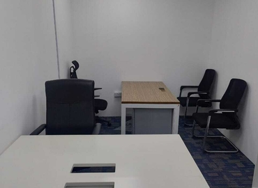 Office 789R+QC  Dubai