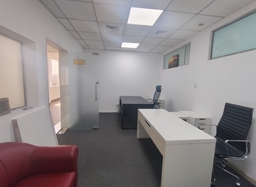 Virtual business address in Dubai, Service Road 40 (%[postal_code]) - 0 | MatchOffice.com