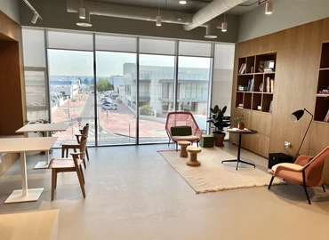 100 m² Serviced office in Dubai, Damac Smart Heights (%[postal_code]) - 3 | MatchOffice.com