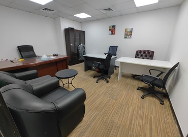 Office 789R+QC  Dubai