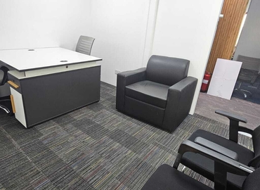 Office 789R+QC  Dubai