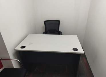 Office 9th Street 4  Dubai