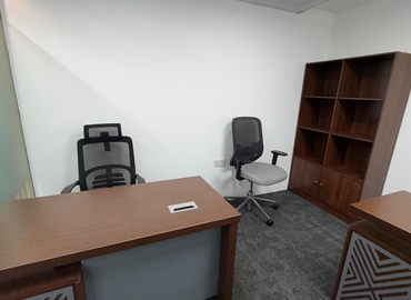 20 m² Business center in Dubai, Service Road 40 (%[postal_code]) - 3 | MatchOffice