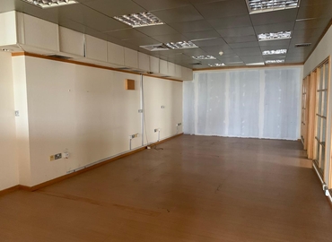 Office Al Masraf Building  Dubai