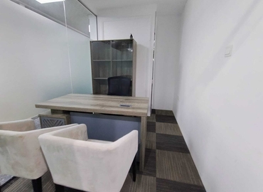 Office 777V+Q8G  Dubai