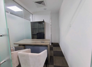 Office 777V+Q8G  Dubai