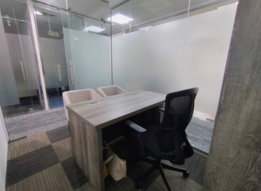Office 777V+Q8G  Dubai