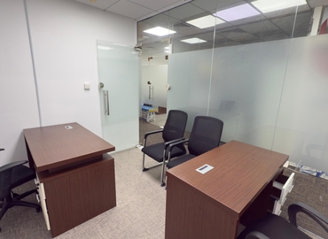 11 m² Business space in Dubai, Al Garhoud (%[postal_code]) - 1 | MatchOffice