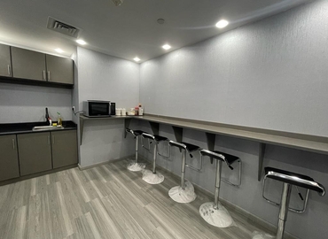 170 m² Serviced office in Dubai, Tiffany Tower (%[postal_code]) - 1 | MatchOffice