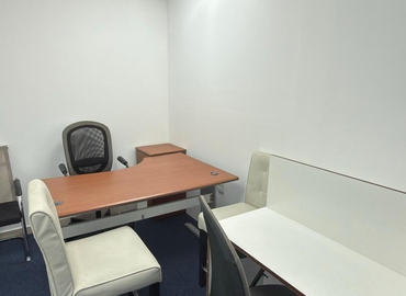 11 m² Serviced office in Dubai, Service Road 40 (%[postal_code]) - 3 | MatchOffice.com