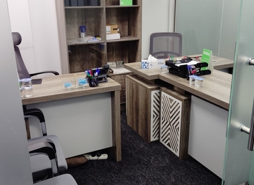 Office 789R+QC  Dubai