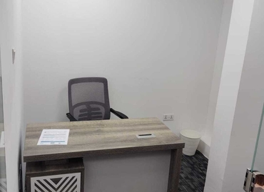 Office 789R+QC  Dubai