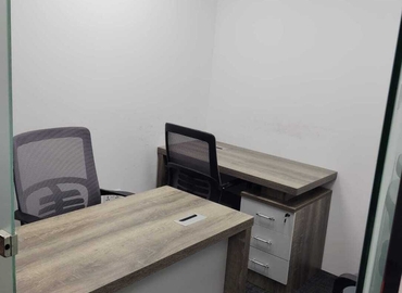 Office 789R+QC  Dubai