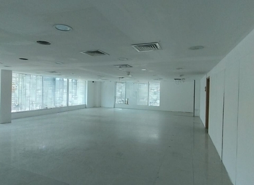 1800000 m² Store for rent in Dubai, Union Metro Station (%[postal_code]) - 8 | MatchOffice