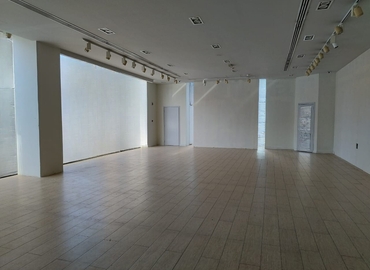 1800000 m² Shop for rent in Dubai, Union Metro Station (%[postal_code]) - 1 | MatchOffice