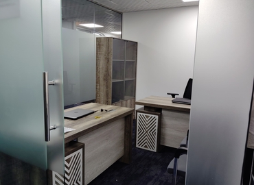 Office 789R+QC  Dubai