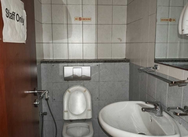 Office Al Muraqqabat  Dubai