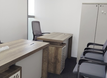 Office 789R+QC  Dubai