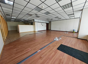 Office Al Masraf Building  Dubai