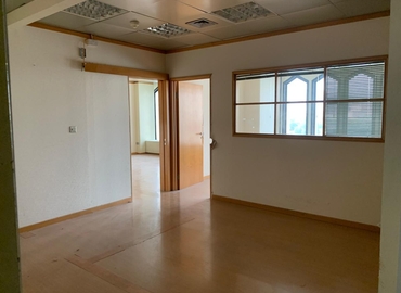 Office Al Maktoum Rd  Dubai