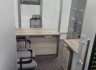 Office 789R+QC  Dubai