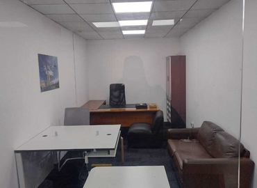 30 m² Serviced office in Dubai, Al Masraf Building (%[postal_code]) - 2 | MatchOffice.com