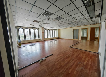 Office Riggat Al Buteen  Dubai